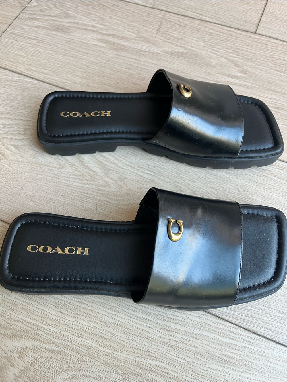 Coach Sandals - Picture 3 of 4
